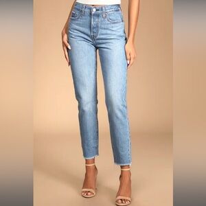 Levi’s Wedgie Fit High Rise Straight Leg Jeans